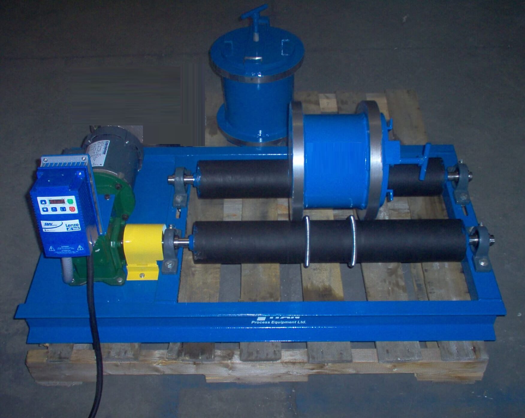 Laboratory-Ball-Mill-on-rollers